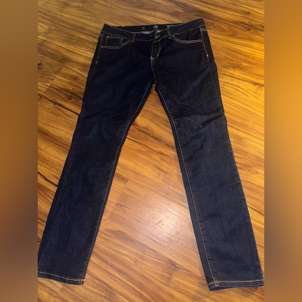 $8 Friday SO Women's Dark Indigo Skinny Jeans.